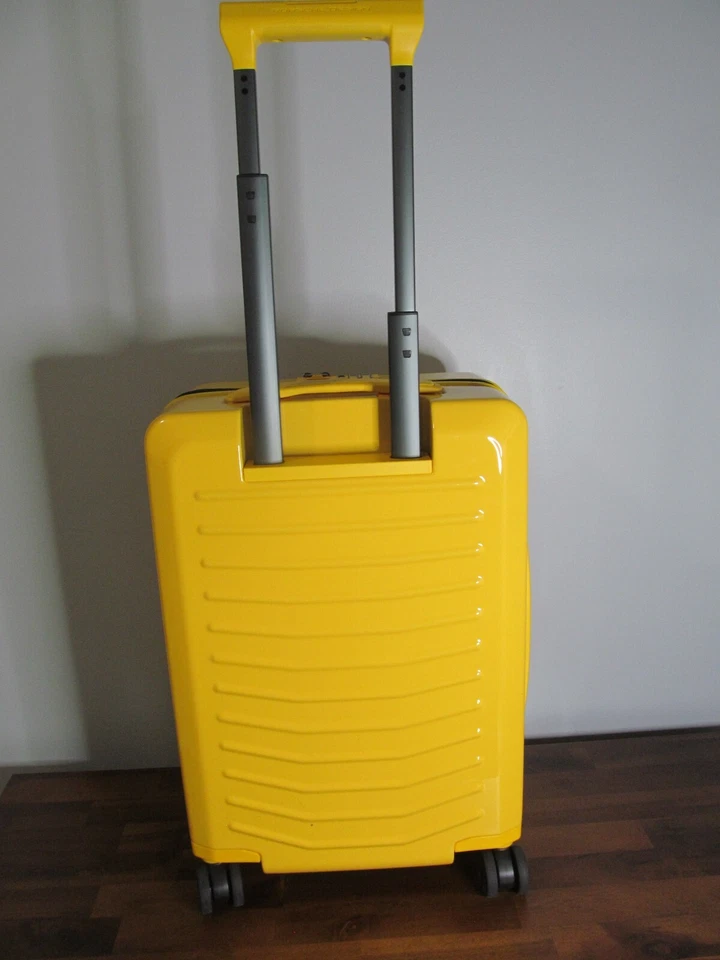 Porsche 911- Racing Yellow-Milano, Italy 22" Carry-on Luggage, TSA Lock-USB-NEW - Image 3 of 4