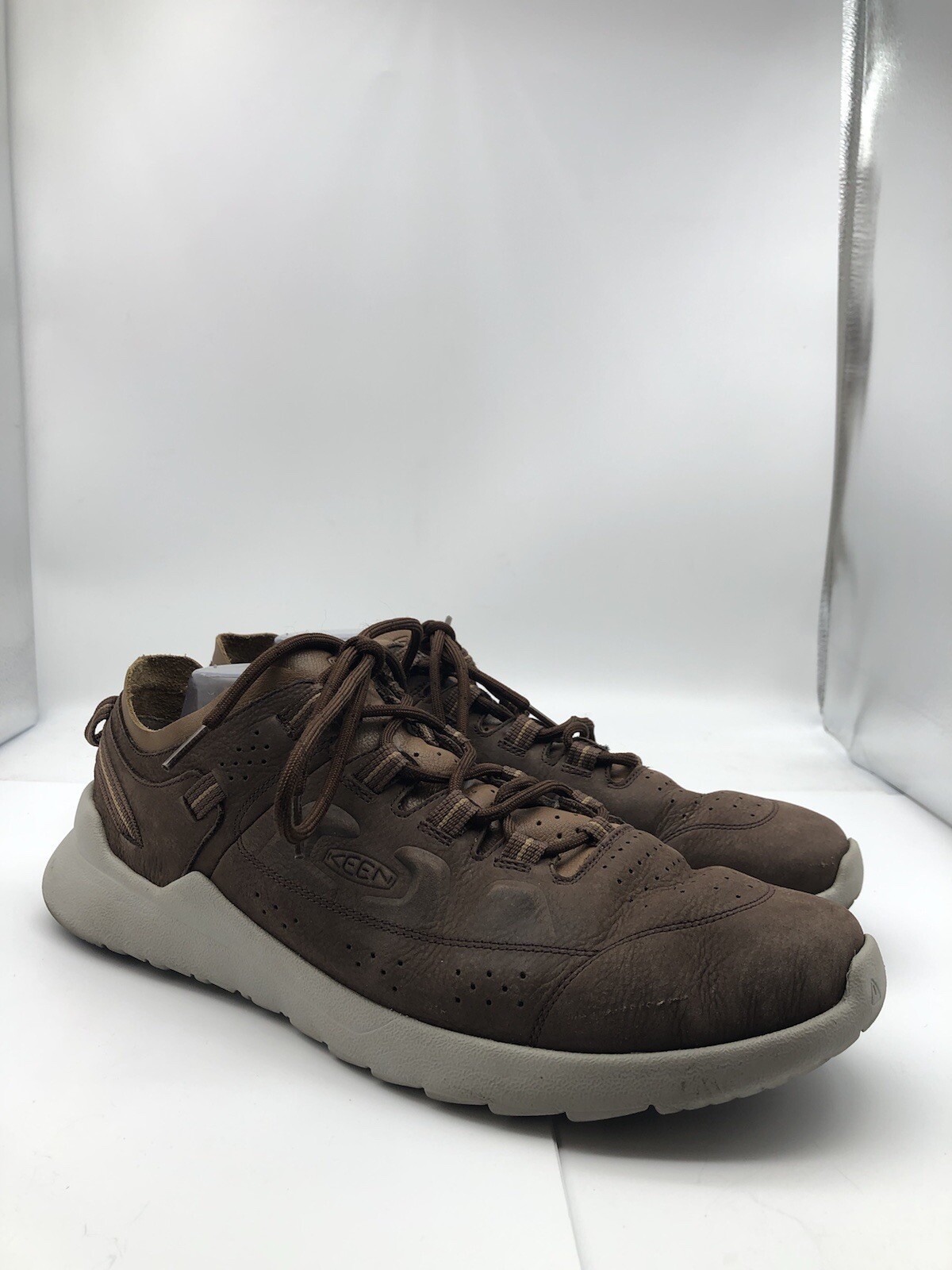 Scarpe da trekking outdoor KEEN 14 Highland pelle marrone uomo urbano ultraleggere