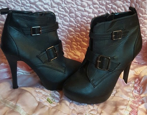 rue 21 black shoes