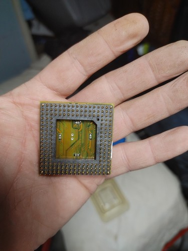 Intel KU80486SX-25 SX673 i486SX 25MHz CPU QPF on PGA Vintage Processor 1989. - Picture 3 of 10