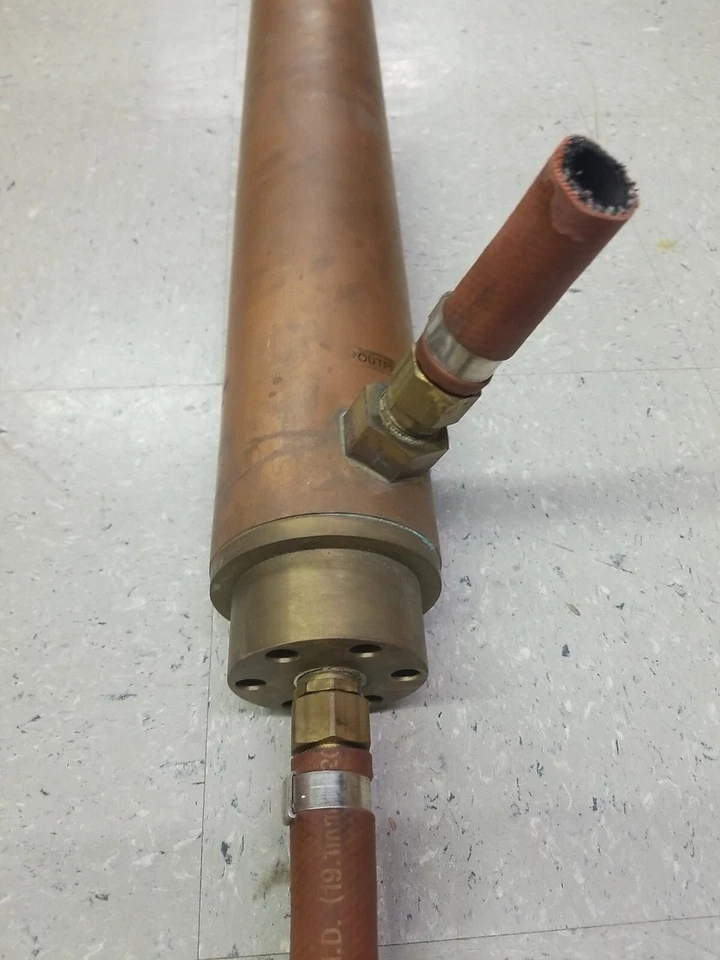 Carga ficticia refrigerada por agua, Andrew 3-1/8 pulgadas (95") Foto 2 de 4