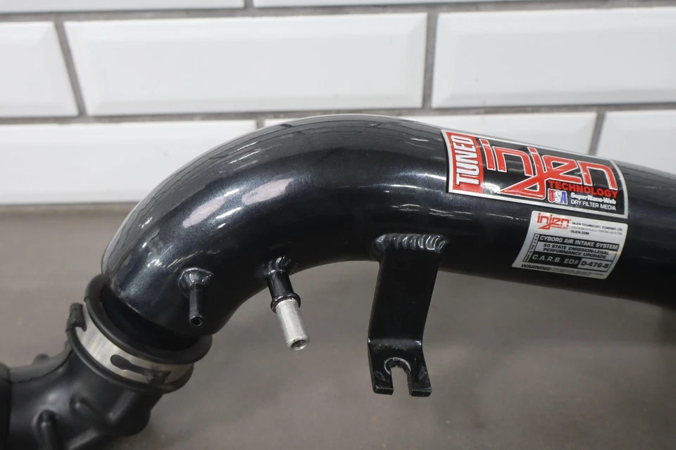 Tubo e filtro de admissão 2012-2014 Fiat 500 (1.4L Turbo 2 portas) aftermarket Injen - Imagem 3 de 4