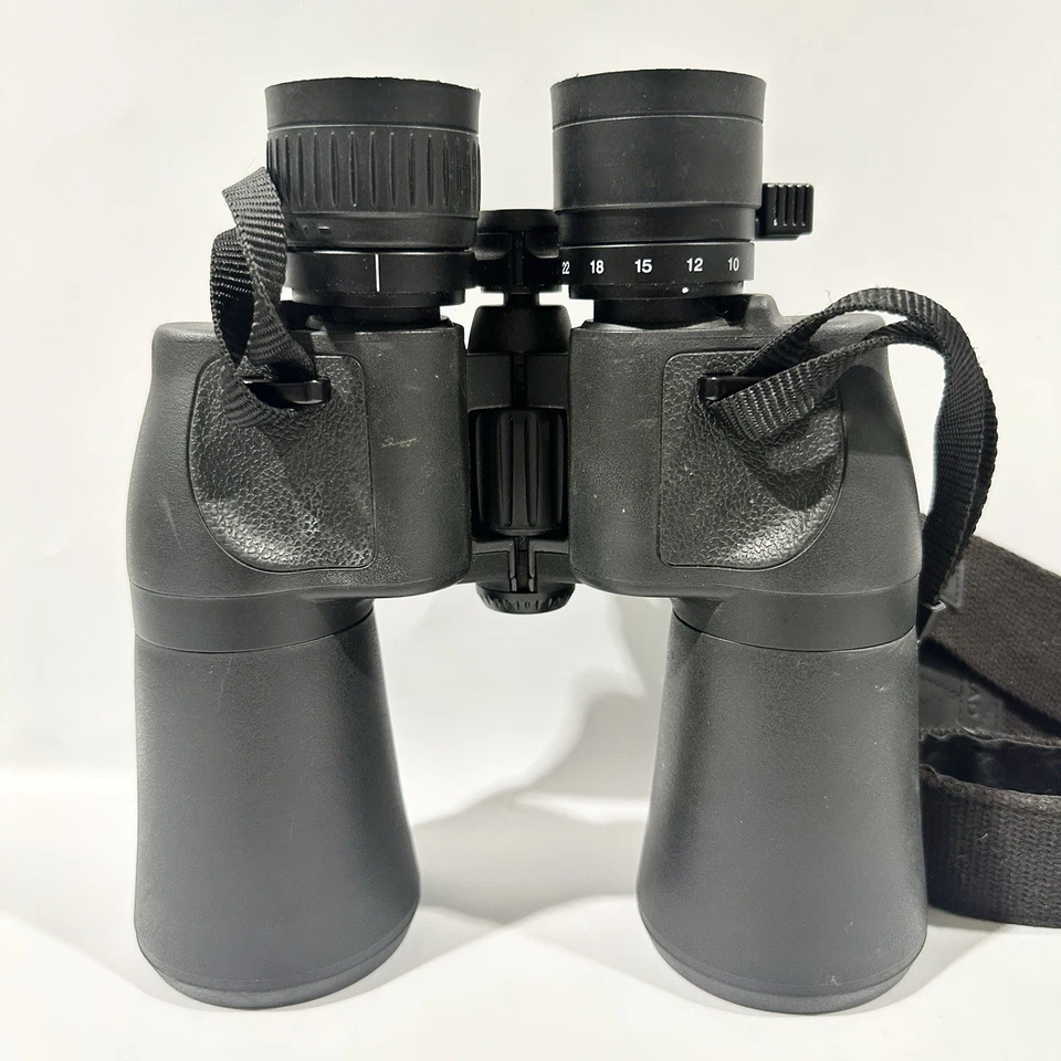 Nikon Aculon A211 Binoculars 10-22x50 3.8 at 10X Zoom Waterproof w/ Case + Strap - Image 4 of 4