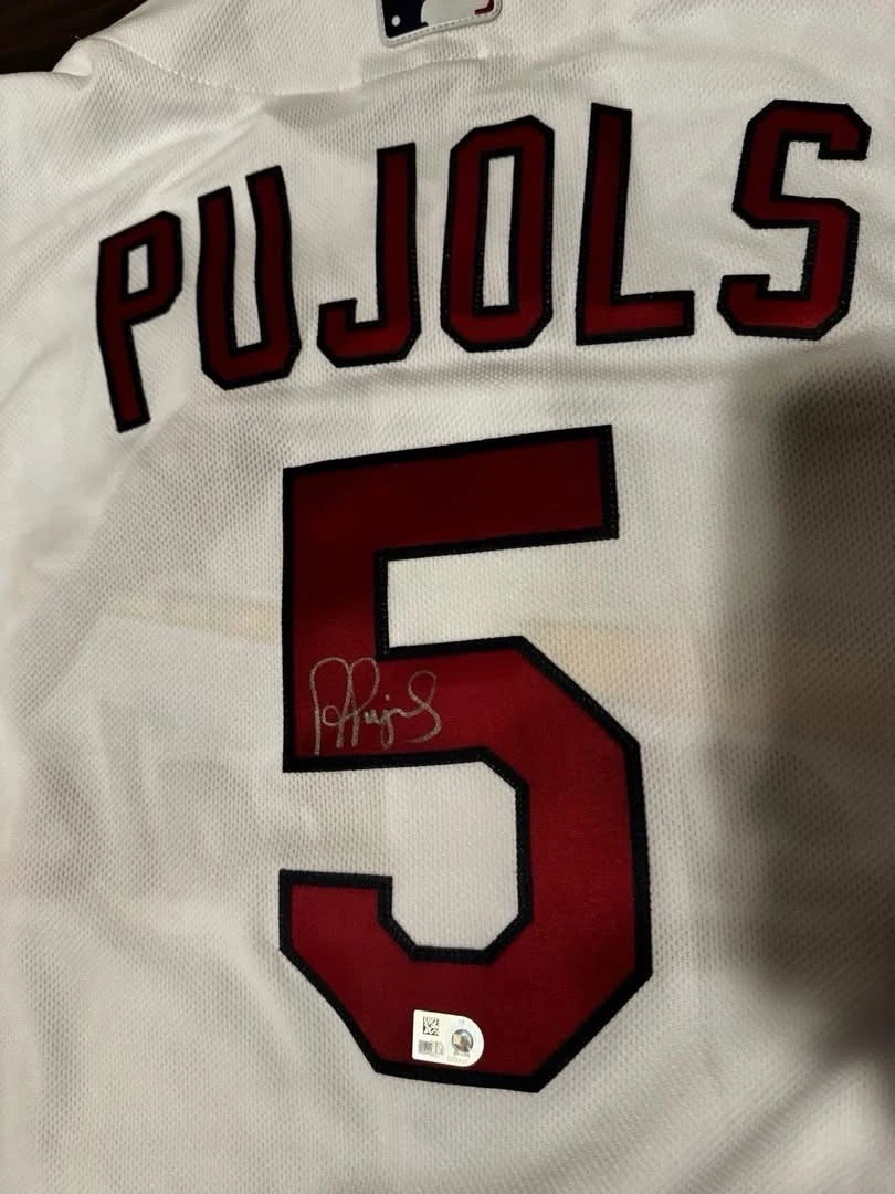 Albert Pujols Autographed Black Marucci Player Model Baseball Bat St. Louis Cardinals Beckett BAS Witness Stock #252446