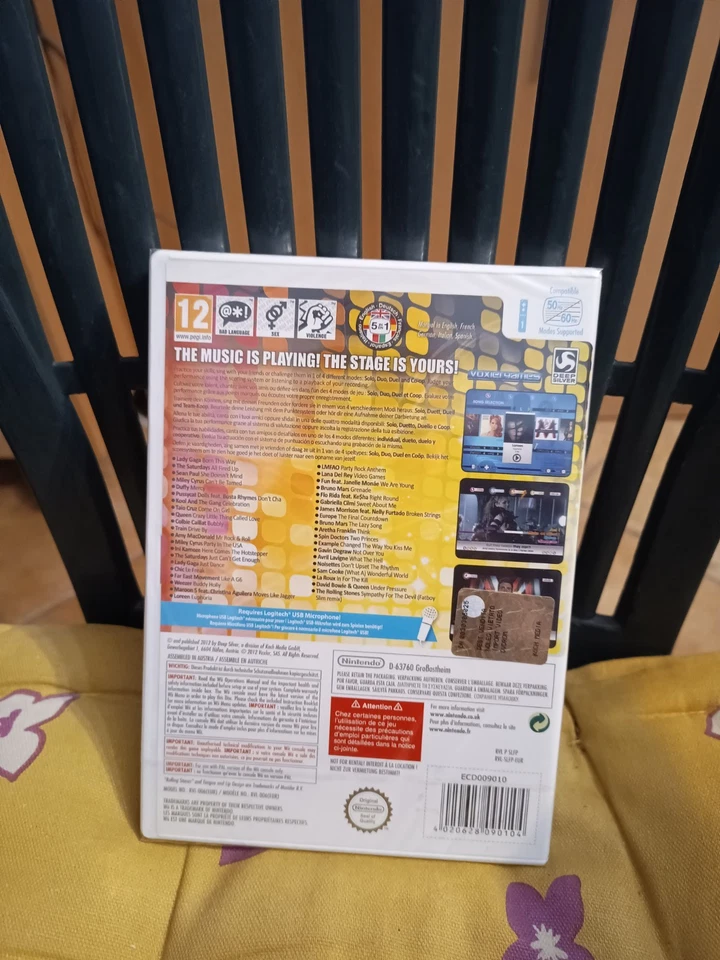 LET'S SING  Wii  ITALIANO INCLUSO MULTILINGUA LETS SING - Immagine 2 di 2