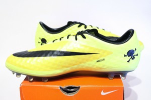 nike hypervenom venom