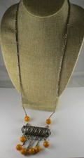 28" NECKLACE SILVERTONE LINKS WITH DANGLING ORANGE BALLS (96)