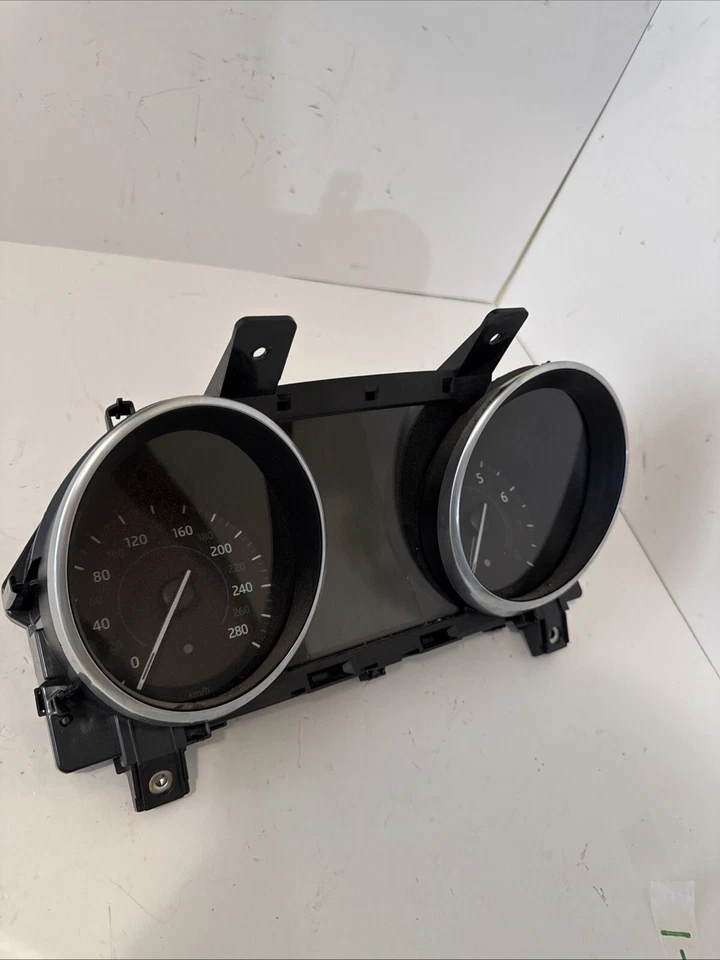 2016 JAGUAR XF 3.0 GAS SPEEDOMETER INSTRUMENT CLUSTER GAUGE GX6310849DG OEM - Image 3 of 4