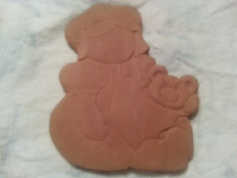 Wood carved BONNET GIRL WITH TEDDY BEAR - picture ready to paint/stain 6" x 7"