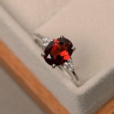 Red Garnet Gemstone 925 Sterling Silver Women Cocktail Ring Duty Free
