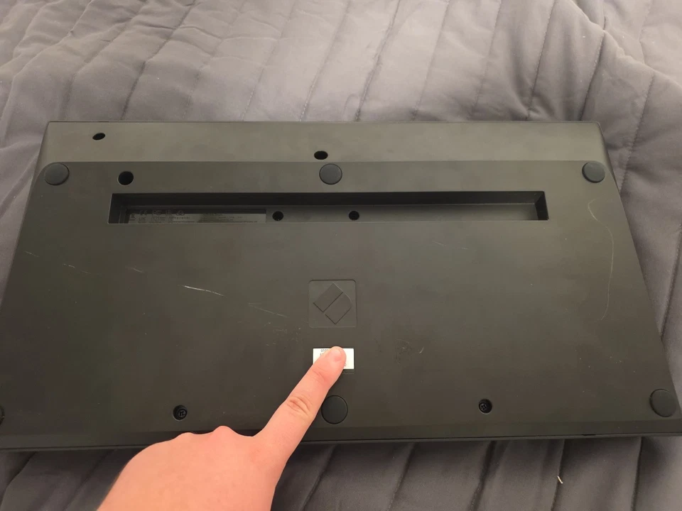 Novation Launchkey 25 MK4 | Portable DAW Controller | Supports a Sustain Pedal - Image 4 of 4