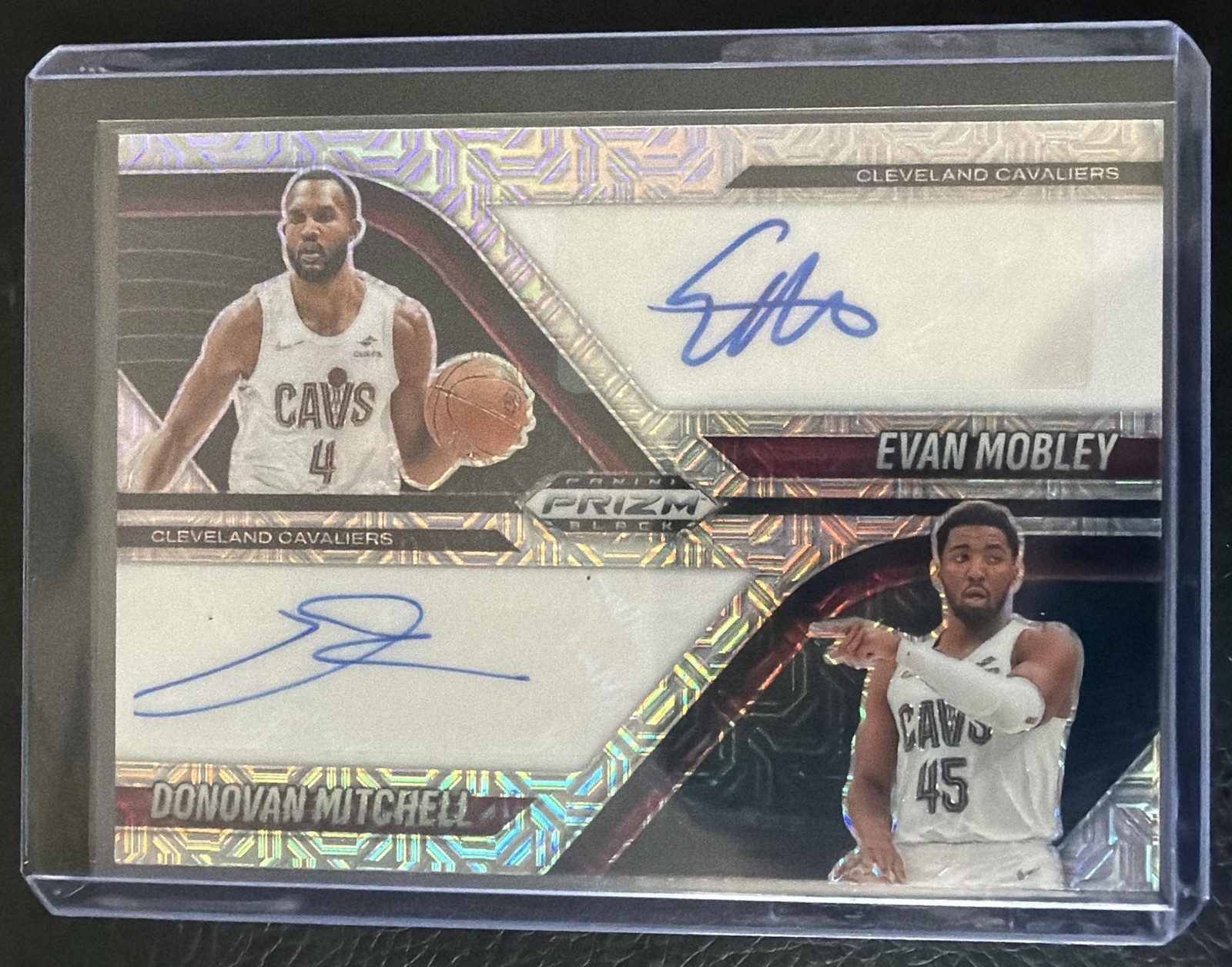 2024 Panini Prizm Black Evan Mobley Donovan Mitchell #DA-CLE Dual Auto Mojo 4/10