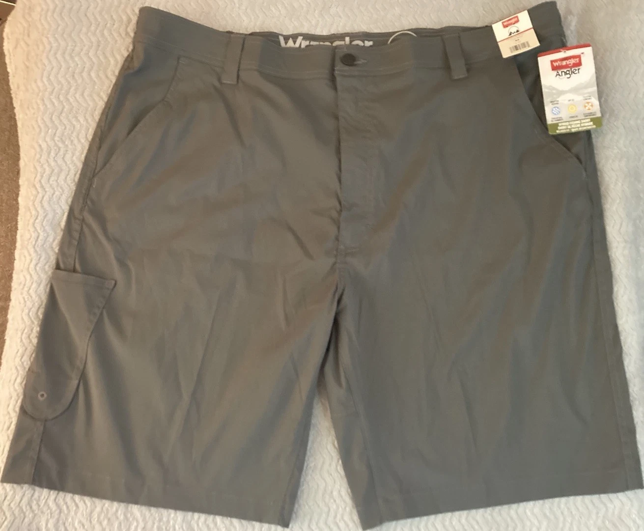 Wrangler Angler Fishing Cargo Shorts Men 44 Gray Relaxed UPF 50 Stretch Pockets