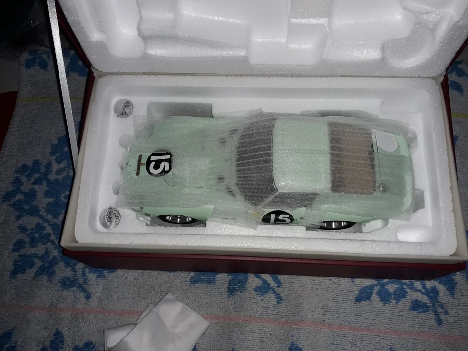 FERRARI 250 GTO WINNER GOODWOOD  STIRLING MOSS 1962 1/18 CMC - Photo 3/4