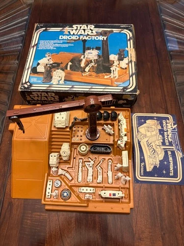 Droid Factory Star Wars 1979 Kenner Vintage Playset Incomplete, INCLUDES R2D2!