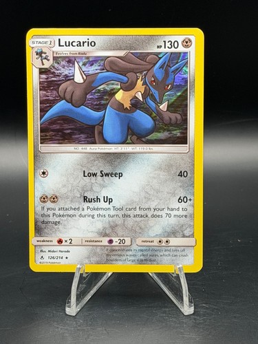 Lucario 126/214 Pokemon Sun & Moon Unbroken Bonds 2019 Holo Rare NM