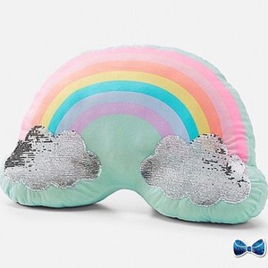 shredded polyurethane pillow