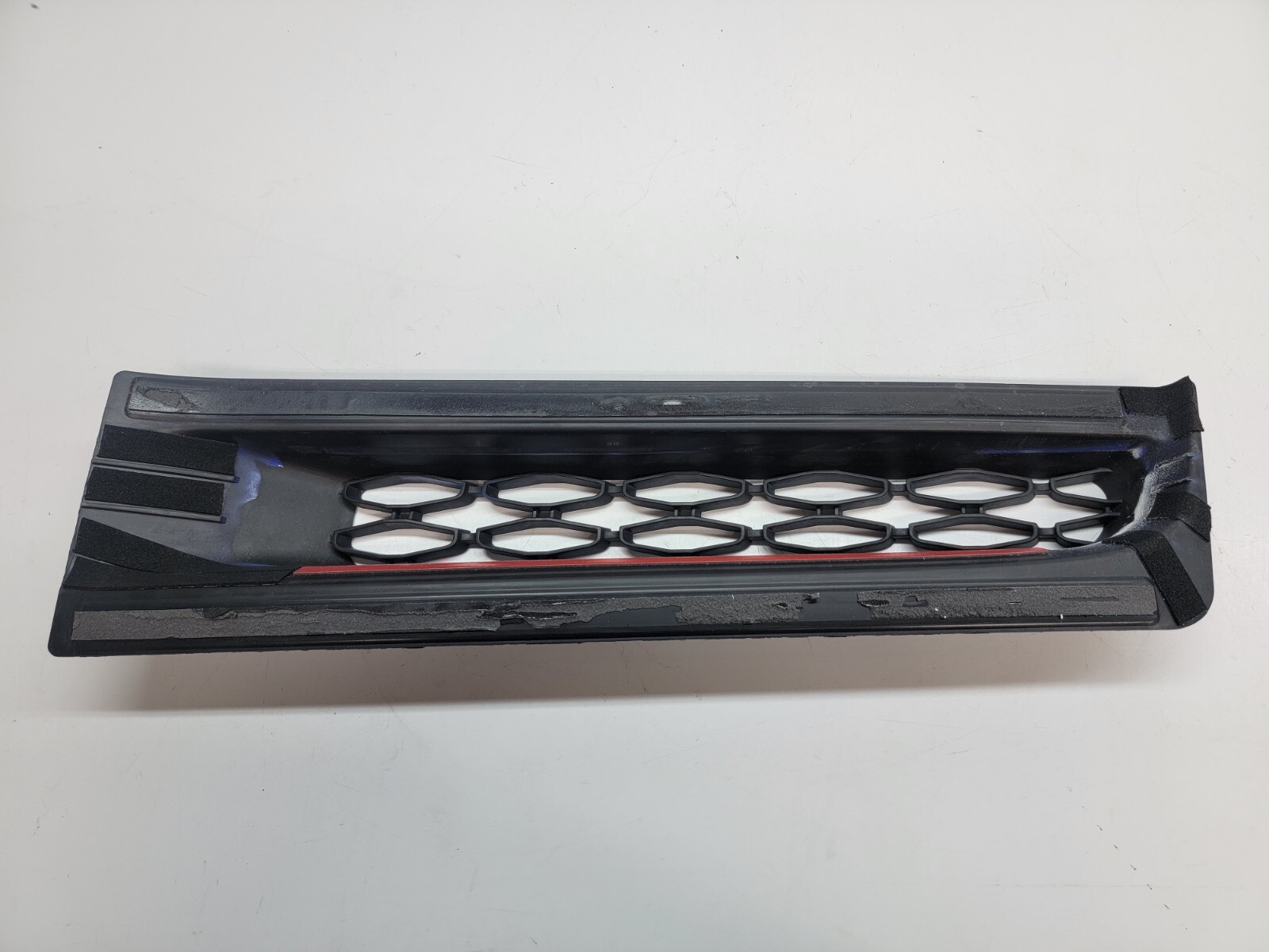 ROLLS ROYCE CULLINAN FRONT LEFT LOWER BUMPER GRILL OEM 7448905