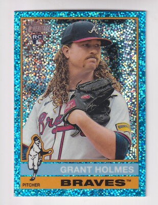 2025 Topps Heritage CHROME BLUE SPARKLE REFRACTOR #22 GRANT HOLMES RC Rookie