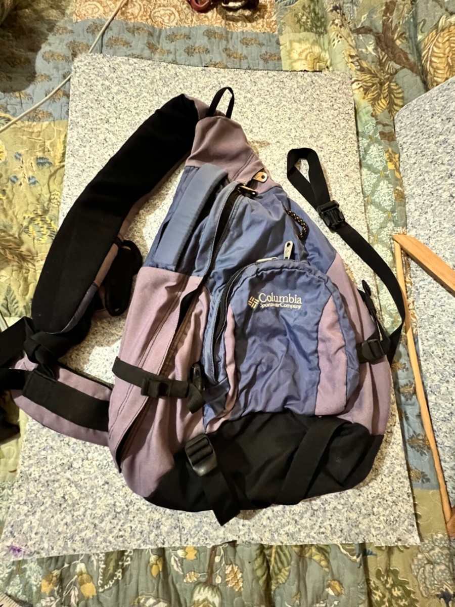 Columbia sling backpack purple, adjustable straps, removable pouch Columbia sling backpack purple, adjustable straps, removable pouch