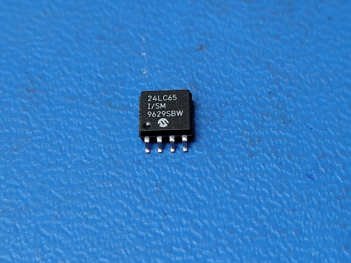 2 PCS) 24LC65-I/SM EEPROM Memory IC 64Kbit I²C 400 kHz 900 ns 8