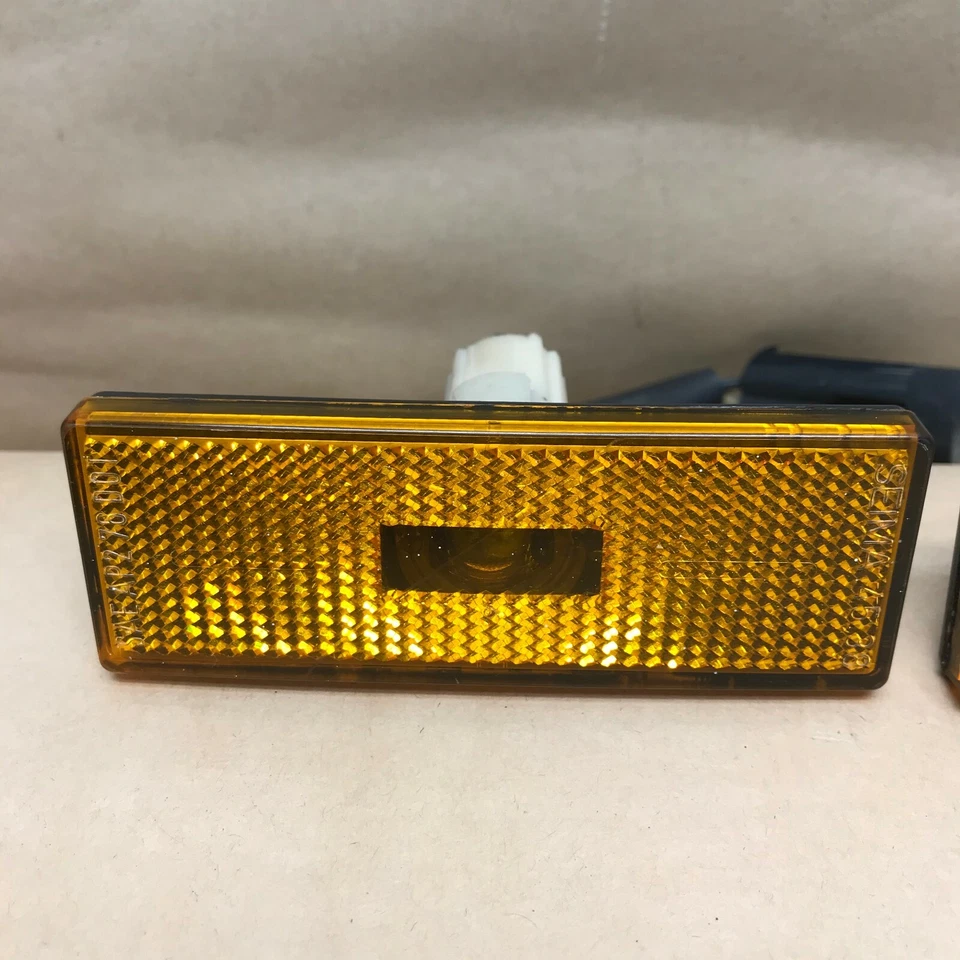 Par de luces marcadoras de parachoques Ferrari 550 575 Maranello 1998 1999 2000 2001 2002 2003 Foto 3 de 4