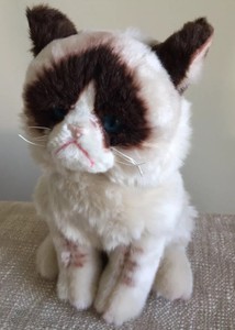 gund grumpy cat