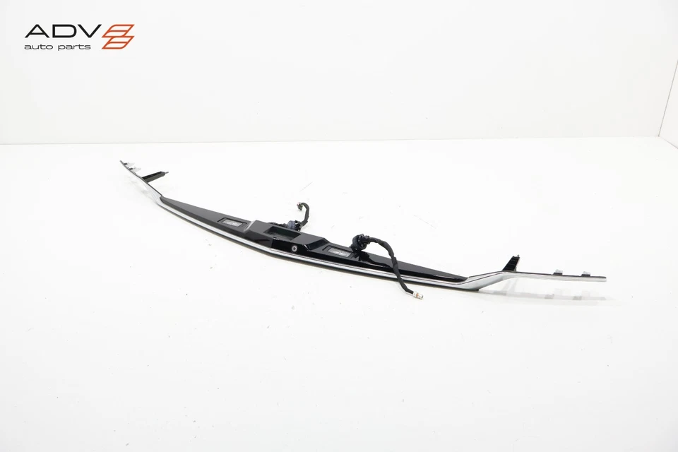 Cadillac CT6 2019 maletero cubierta acabado tapa moldura e interruptor de liberación y cámara OEM Foto 4 de 4