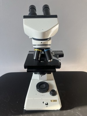 WILL Wetzlar V-365 Compound Laboratory Microscope GMBH D 6330  Wetzlar 21 WORKS