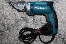 MAKITA JS1300 18 GAUGE STRAIGHT SHEAR VARIABLE SPEED 6.5 AMP PISTOL GRIP CORDED