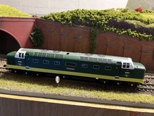 Hornby Railroad Plus Class 55 Deltic BR ‘Ballymoss’ D9081 DCC Sound R30048TXS