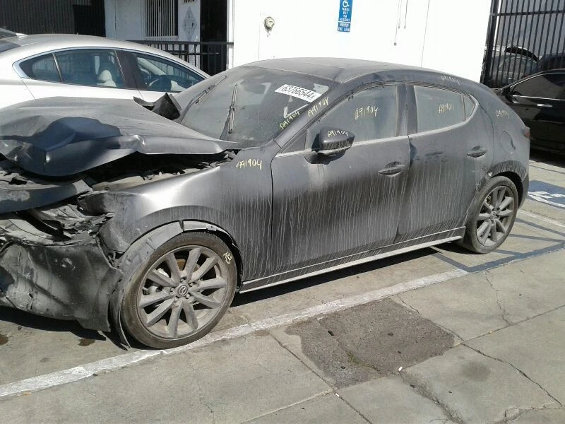 Info-GPS-TV Screen Display Screen Upper Dash Center Fits 19-23 MAZDA 3 130354 Foto 2 de 4