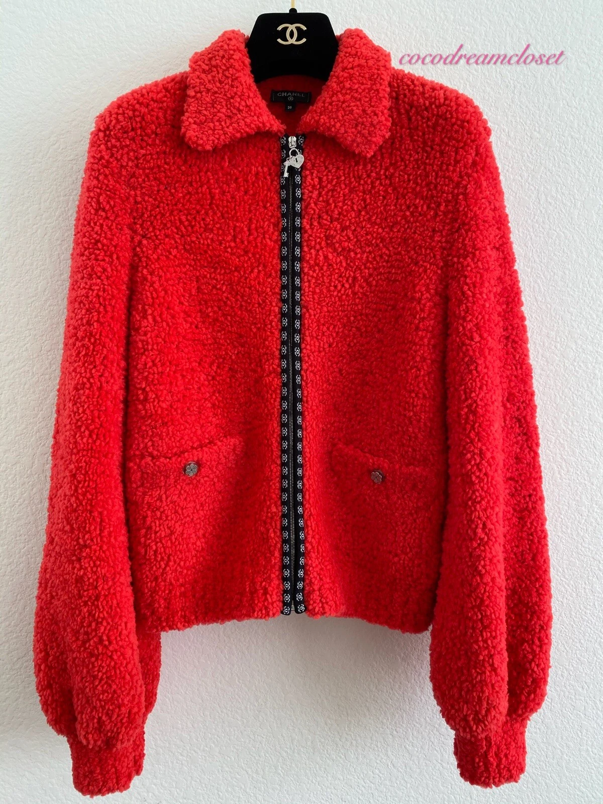 CHANEL 19K ROSSO ORSACCHIOTTO GRANDE LOGO CC MAGLIONE CARDIGAN GIACCA CAPPOTTO TG 36