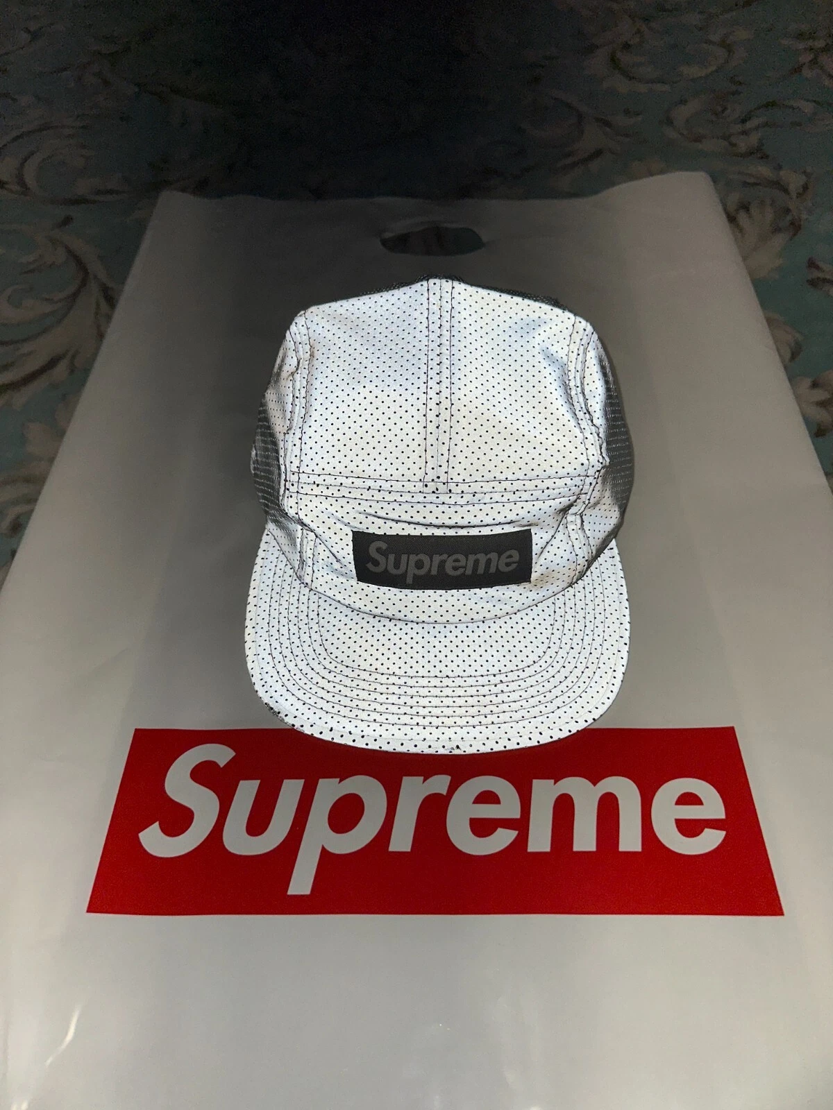 CASQUETTE DE CAMP RÉFLÉCHISSANTE PERFORÉE SUPRÊME (GRISE) SS16 VINTAGE OCCASION 5 PANNEAUX CHAPEAU