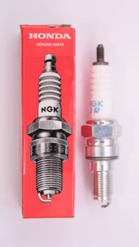 Honda Spark Plug (IMR9E-9HES) Part Number - 31912-MFL-003