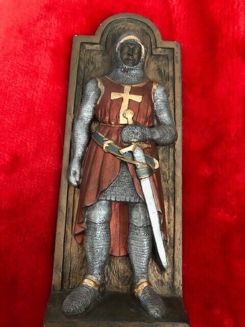 Vintage Marcus Designs Replica Tudor Knight Wall Plaque in Vintage Marcus Designs Replica Tudor Knight Wall Plaque in