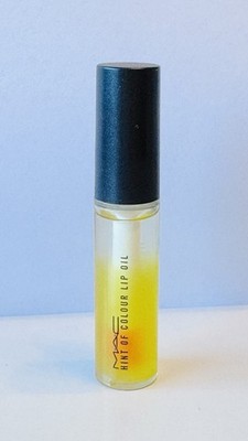 M·A·C Hint of Colour Lip Oil Yellow Shine Liquid 0.37 fl oz/11 mL
