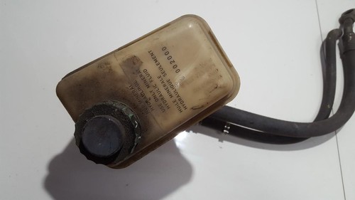 4a0422373a Servoölbehälter Behälter Servolenkung  Audi 100 DE607452-67