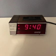 Vintage 1970s Spartus Digital Alarm Clock Model 1208 w/ Wood Grain - Works!