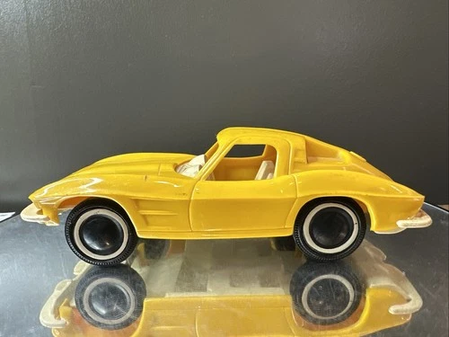 Vintage Tonka 1963 Yellow Corvette Split Window For Car Carrier Truck 1/25