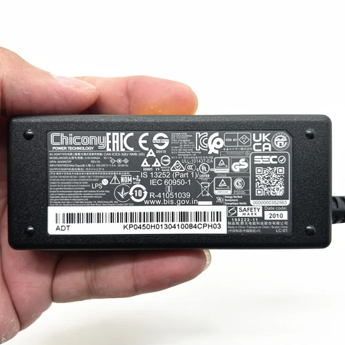Genuine Chicony 19V 2.37A 45W Adapter 3.0mm x 1.0mm AC Power Supply Charger - Picture 3 of 7