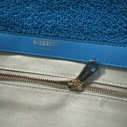 Auth Burberry Brilliant Blue Quilted Terry Medium Lola Shoulder Chain Bag Italy - Picture 10 of 15