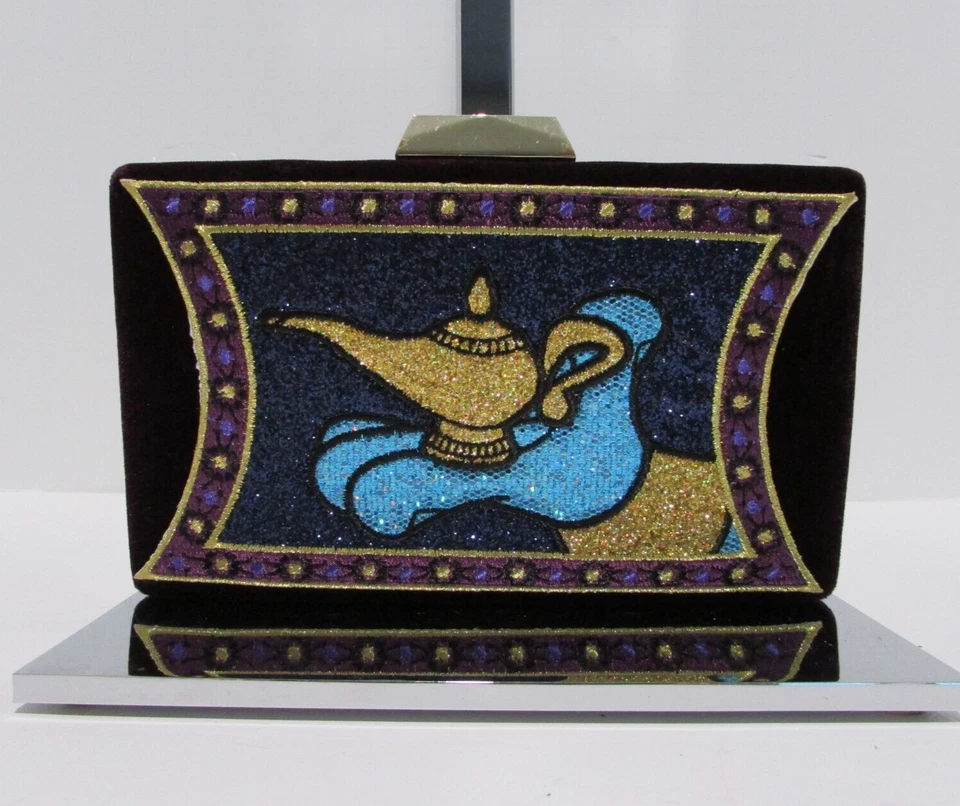 Bolso sin asas Danielle Nicole Disney Aladdin Magic Lamp nuevo con etiquetas Foto 2 de 4
