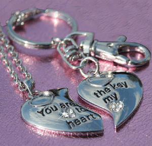 His-amp-Hers-Key-To-My-Heart-Couples-Necklace-Key-Ring-Xmas-Gift-For-Her-Wife-Him