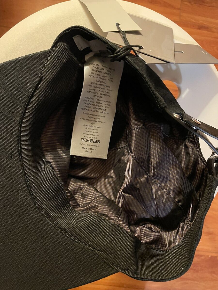 Brand New DIOR x KIM JONES x KAWS RARE SADDLE LEATHER BEE Brand New DIOR x KIM JONES x KAWS RARE SADDLE LEATHER BEE