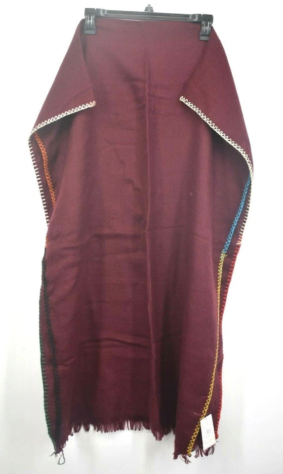 Free People 包裹毯 围巾 Merlot 紫色 对比缝合 普通线 58 美元 — 第 2/4 张图片