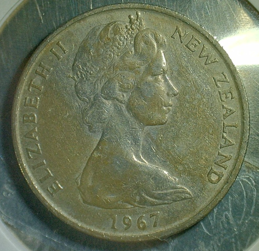 WORLD COIN SALE-1967 NEW ZEALAND 20 CENT-COPPER NICKEL COMP. COIN