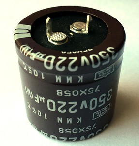 220 uf конденсатор