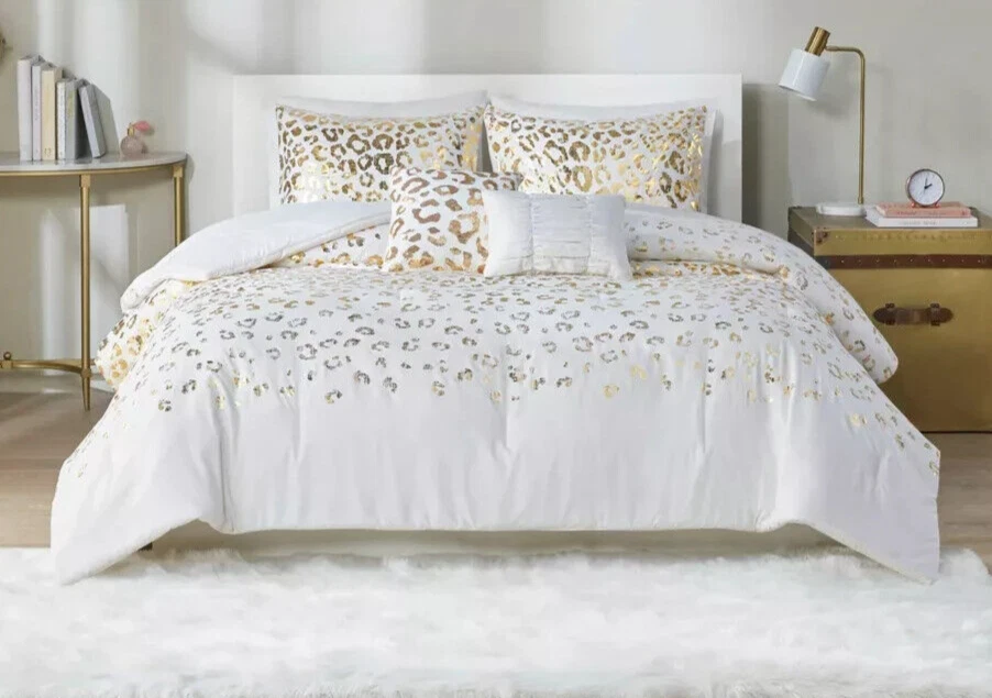 Intelligent Design Kendra Comforter Set Full Queen 5 Piece Gold