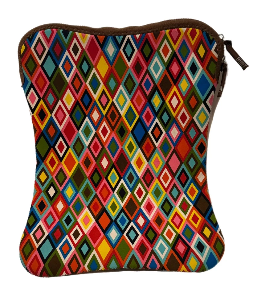 Funda para portátil marca NY 16” multicolor forro verde cierre de cremallera poli usada en excelente estado Foto 2 de 3